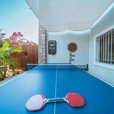 Stunning In With Jacuzzi فندق بودروم